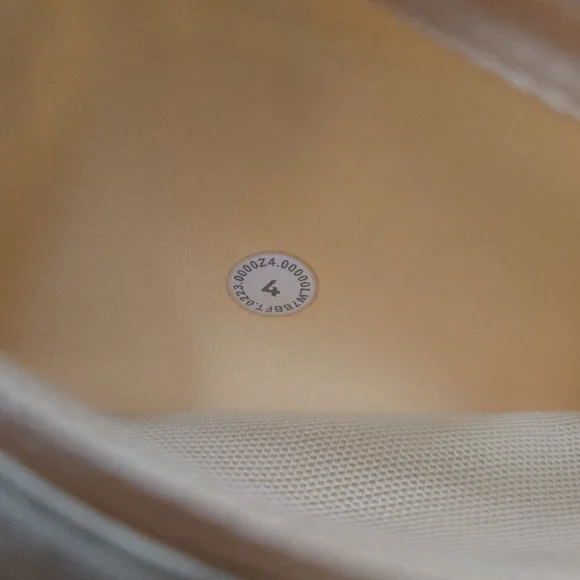 LULULEMON Speed‎ Up Shorts4